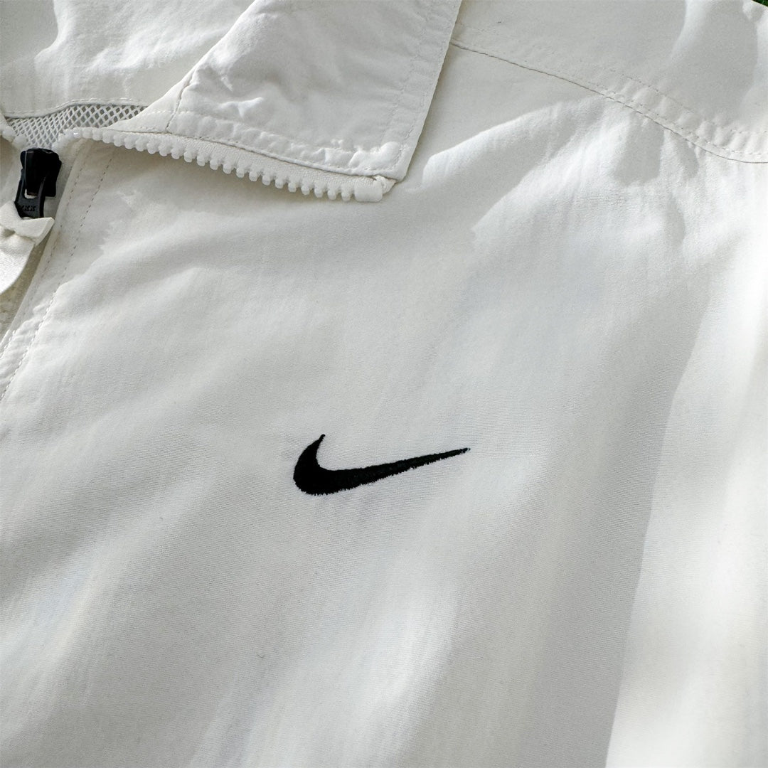 NIKE WINDBREAKER