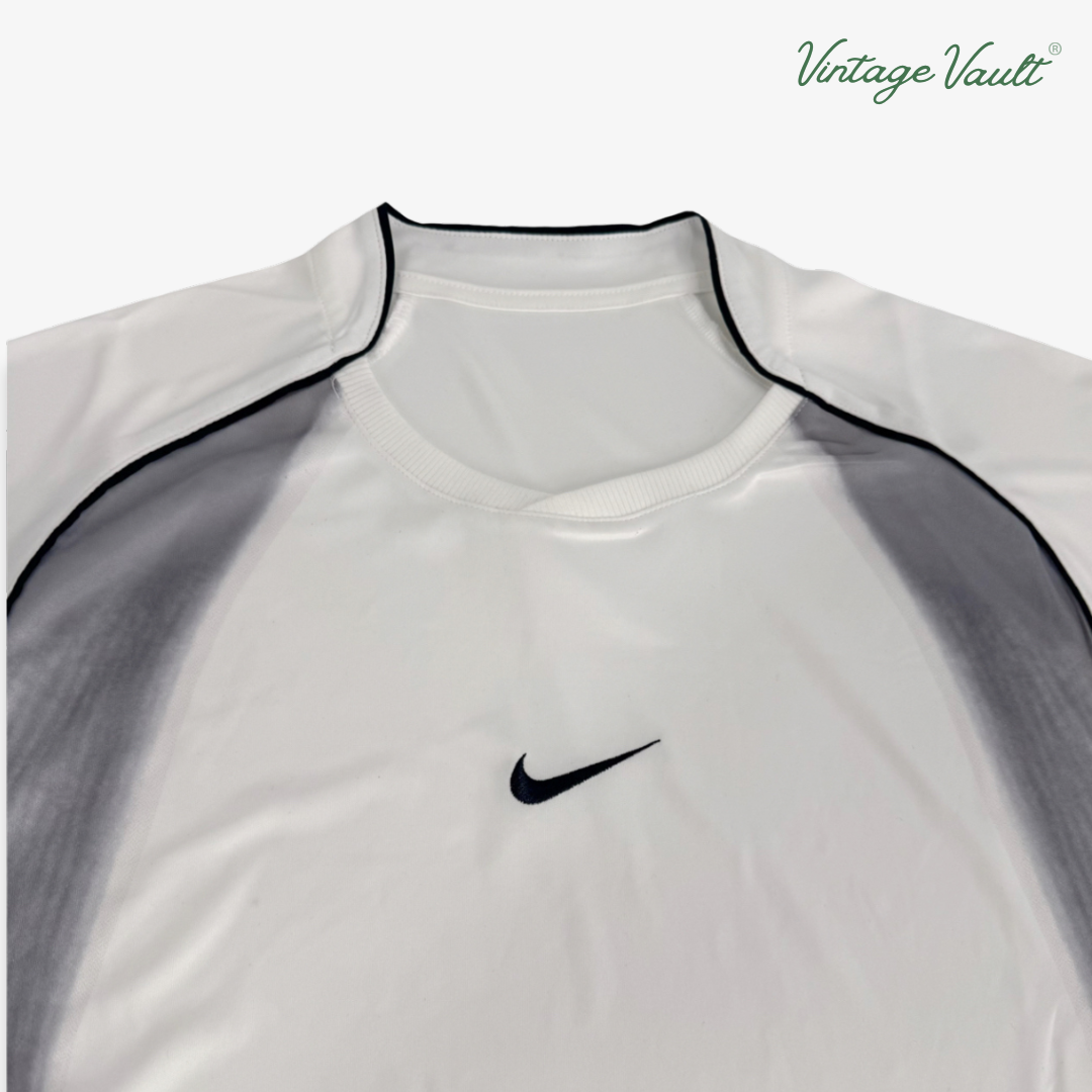 RETRO NIKE T-SHIRT