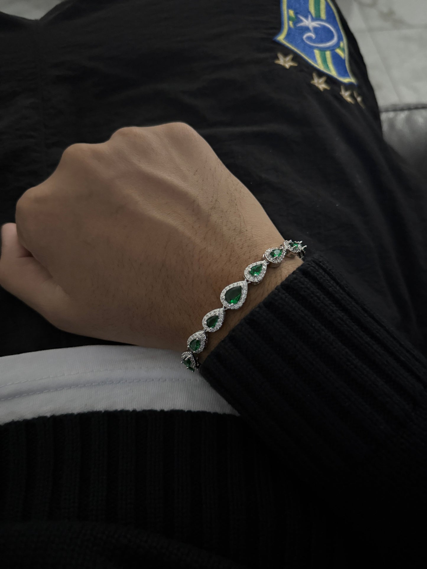TEARDROP BRACELET